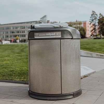 Obudowa kosza 240l do segregacji odpadów